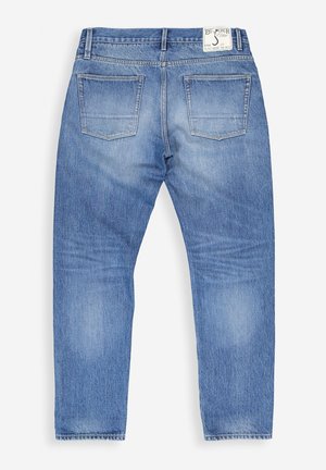 Lichtblauwe spijkerbroek met een relaxte pasvorm, voorzien van een vijfzakontwerp en een label op de tailleband. Vaagheid en subtiele kreukdetails.