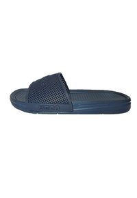 Blauwe rubberen schuifslippers met geperforeerde band en textuur voetbed. Heeft een reliëf logo en platte zool voor comfort.