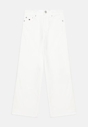 Witte denim wijde pijpen jeans met een hoge taille, vijf zakken en een metalen knoopsluiting. Schone vormgeving met minimalistische hardware accenten.