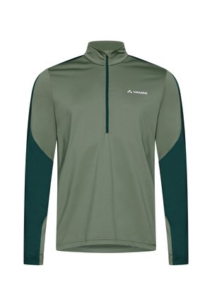 Olivgrünes langärmeliges Sportoberteil mit dunkelgrünen Ärmeln, Viertel-Reißverschluss am Kragen und weißem Vaude-Logo auf der linken Brust.
