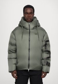 EA7 Emporio Armani GIUBBOTTO - Zimná bunda - beetle