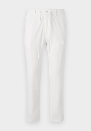 Pantalones de algodón blancos con cintura elástica, cordón y cierre de botón. Diseño de pierna recta, textura suave, sin patrones ni acentos.