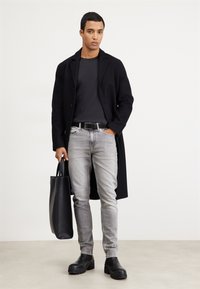 Calvin Klein MICRO LOGO 2 PACK  - Paprasti marškinėliai - black/tawny port