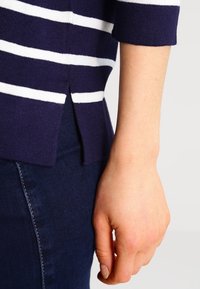 Zalando Essentials Trui - off-white