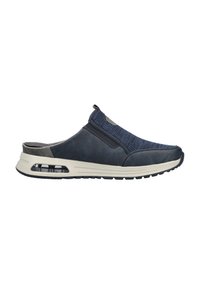 Chaussure slip-on marine avec une tige texturée, une semelle en caoutchouc et un amorti d'air. Présente des accents gris et une conception robuste pour le confort.