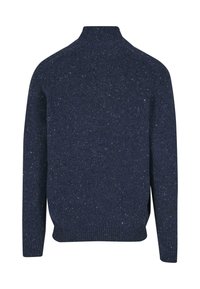 Dunkelblauer strukturierter Pullover mit hohem Kragen, der ein gesprenkeltes Muster, gerippte Bündchen und Säume aufweist und aus einem weichen Strickmaterial gefertigt ist.