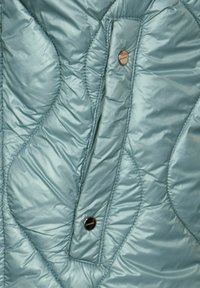 Street One MIT BOTTLE STEPPUNG - Veste d'hiver - grün