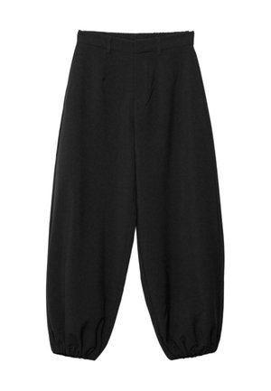 Černé kalhoty s volným střihem, hladkou texturou, elastickými manžetami a pasem; mají boční kapsy a jednoduchý design.