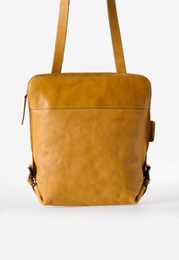 Aunts & Uncles MRS CRUMBLE COOKIE - Rugzak - satin brass