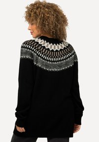 Ulla Popken - Sweter