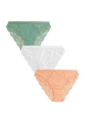 Set van drie damesonderbroeken: mintgroen, wit en perzik. Elke onderbroek heeft kantafwerking, een zachte stofmix en een klassieke slipvorm.