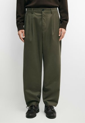 Massimo Dutti, Pantaloni - green