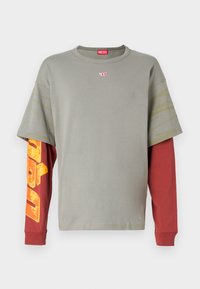 BOXT - T-shirt à manches longues - olive