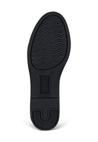 Suela de zapato de goma negra con un patrón de onda, forma de punta redondeada y un área hundida en el talón para tracción y flexibilidad.