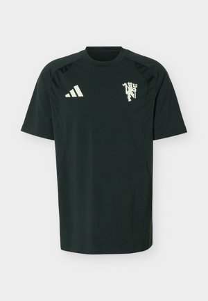adidas Performance, MANCHESTER UNITED TIRO TRAVEL TEE - Vereinsmannschaften - jungle ink