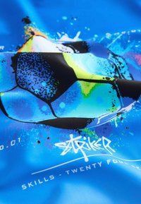 Valimata, blue football