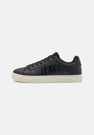 Matalavartiset tennarit - black