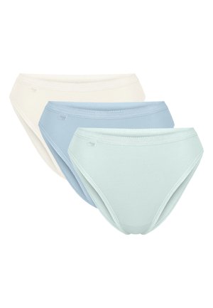 Trzy damskie figi z mieszanki bawełny w kolorach kremowym, jasnoniebieskim i jasnozielonym, każda z małą metką marki na pasie.