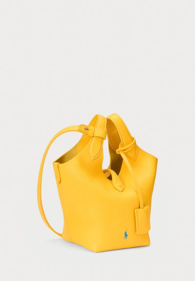 Polo Ralph Lauren POLO PLAY LEATHER SMALL TOTE & CROSSBODY - Rokassoma - canary yellow