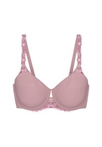 Licht mauve bh met gladde, gevormde cups, kantaccenten op de bandjes en een decoratief hardwaredetail in het midden. Textuurafwerking van het materiaal.