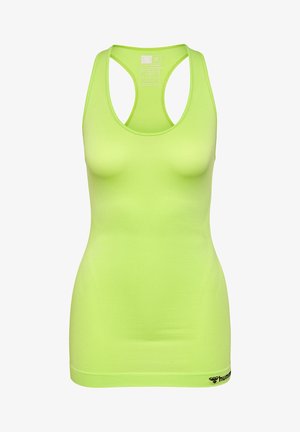 Top deportivo de tiro en verde neón con un diseño ajustado, corte de espalda racer, textura suave y un acento de logo negro en la esquina inferior izquierda.