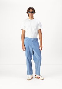 Santa Cruz BIG PANTS UNISEX - Kelnės - crystal blue cord