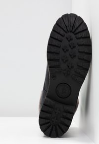 Panama Jack Bottines à lacets - black