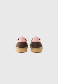adidas Originals HANDBALL SPEZIAL UNISEX - Sapatilhas - dark brown/alumina/wonder mauve