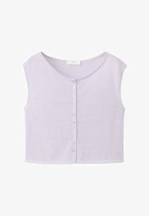Cardigan corta senza maniche di colore viola chiaro con scollo a girocollo e una fila di piccoli bottoni bianchi sul davanti.
