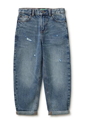 Jeans in denim blu con risvolti, bottone frontale, cinque tasche e dettagli consumati su cosce e ginocchia.