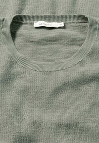 hessnatur Strickpullover - seegras