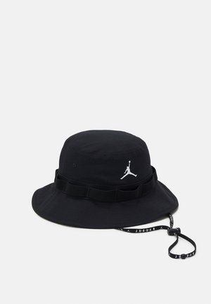 APEX BUCKET JUMPMAN - Hut - black