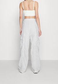 Calvin Klein Jeans Tygbyxor - white