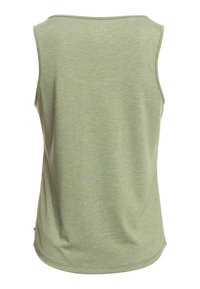 Vihreä hihaton toppi, joka on valmistettu pehmeästä materiaalista. Siinä on pyöreä pääntie, sileä pinta ja hieman kaareva helma alareunassa.