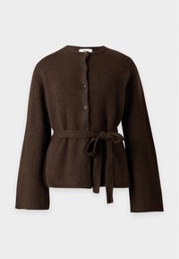 Επιλέχθηκε, dark brown