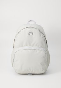 Unselected, timberwolf