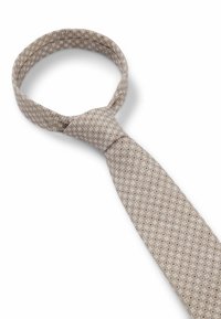 Beige stropdas met kleine geometrische motieven in donkerblauw en wit. Gladde textuur, klassiek ontwerp en een puntige uiteinde.