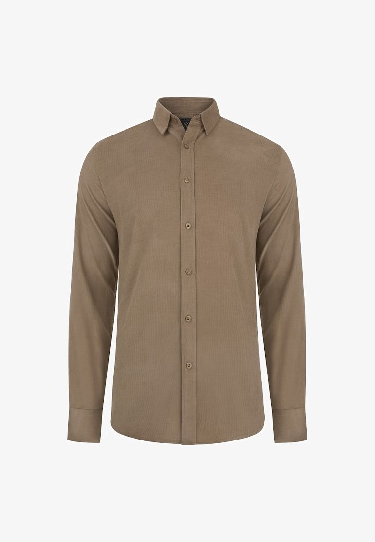 Koszula z długim rękawem w jasnobrązowym kolorze, wykonana z teksturowanej tkaniny, z kołnierzykiem zapinanym na guziki i sześcioma guzikami z przodu. Regularny krój.