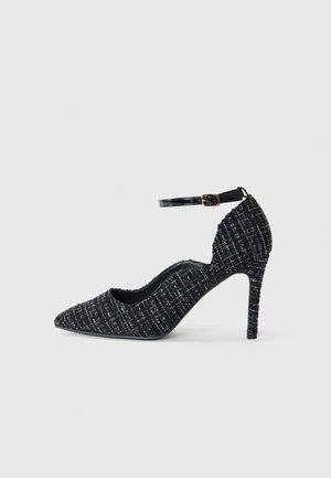 Classic heels - black