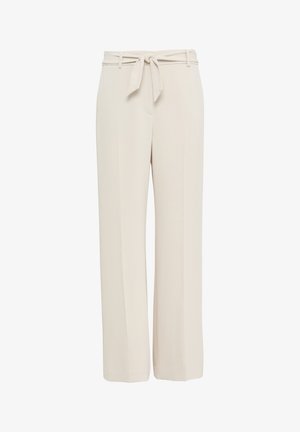 Spodnie z szerokimi nogawkami w miękkim, beżowym materiale. Posiadają dopasowany pasek wiązany w talii oraz gładki, płaski przód. Lekka i zwiewna konstrukcja.