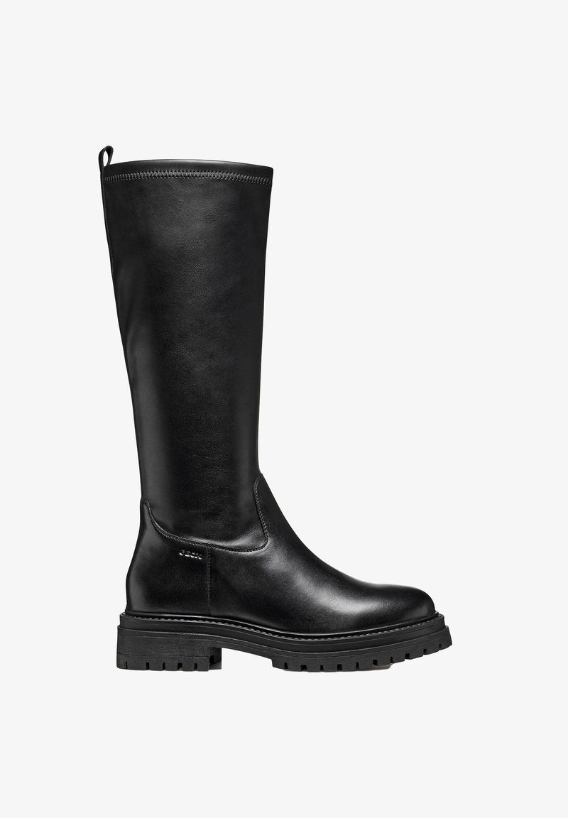 Bota de cuero negro hasta la rodilla con un acabado suave, cuello acanalado y suela de goma gruesa con surcos profundos para mayor tracción.