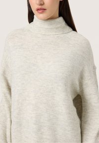 Soaked in Luxury Sweter