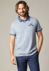 Niet geselecteerd, Cobalt