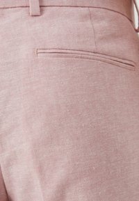 Isaac Dewhirst WEDDING SET - Κοστούμι - pink