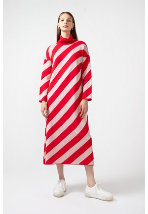 STRIPED KNIT - Pleten aty - red