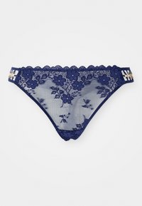 Navy blauwe kant strings met bloemenpatroon, gegolfde randen en accenten in goudkleur aan de zijkanten, met doorzichtige gaasdetails.