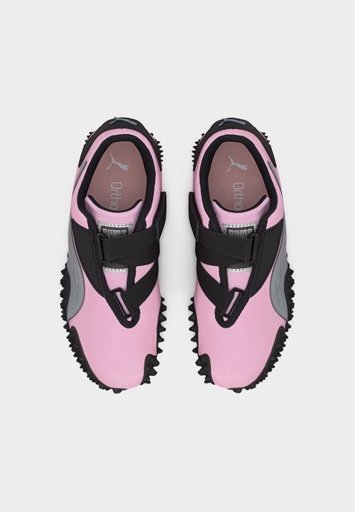 PUMA MOSTRO OG JR UNISEX - Trainers - pink/silver-coloured — photo 5