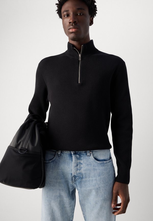 CORE THE ZEE - Straight leg jeans4