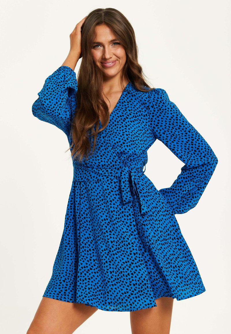 Liquorish HEART PRINT WRAP WITH LONG SLEEVES  - Day dress - blue