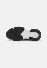 Steve Madden BELISSIMO - Sneakers laag - black/tan